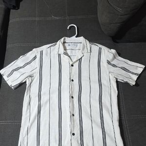 Zara Men's Black and White Striped Shirt
